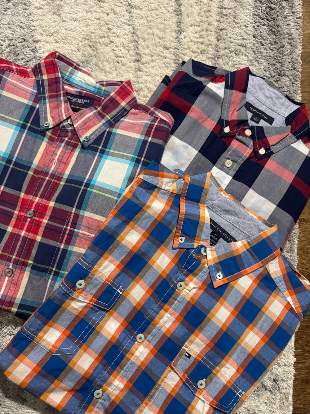 Bundle Pack men’s dress shirts: Tommy Hilfiger & American eagle